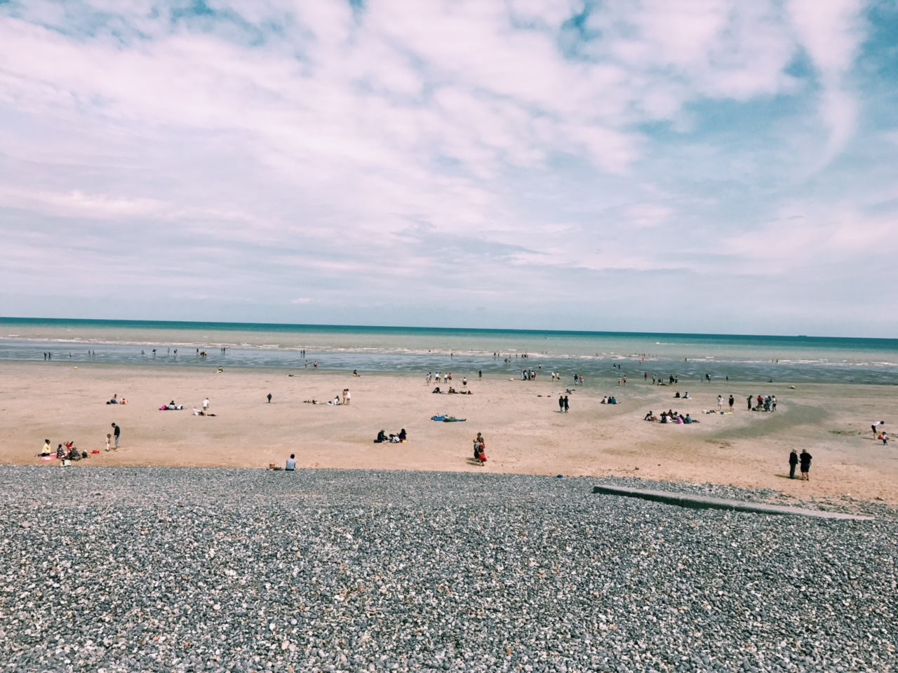 La plage à 2mins à pieds du site